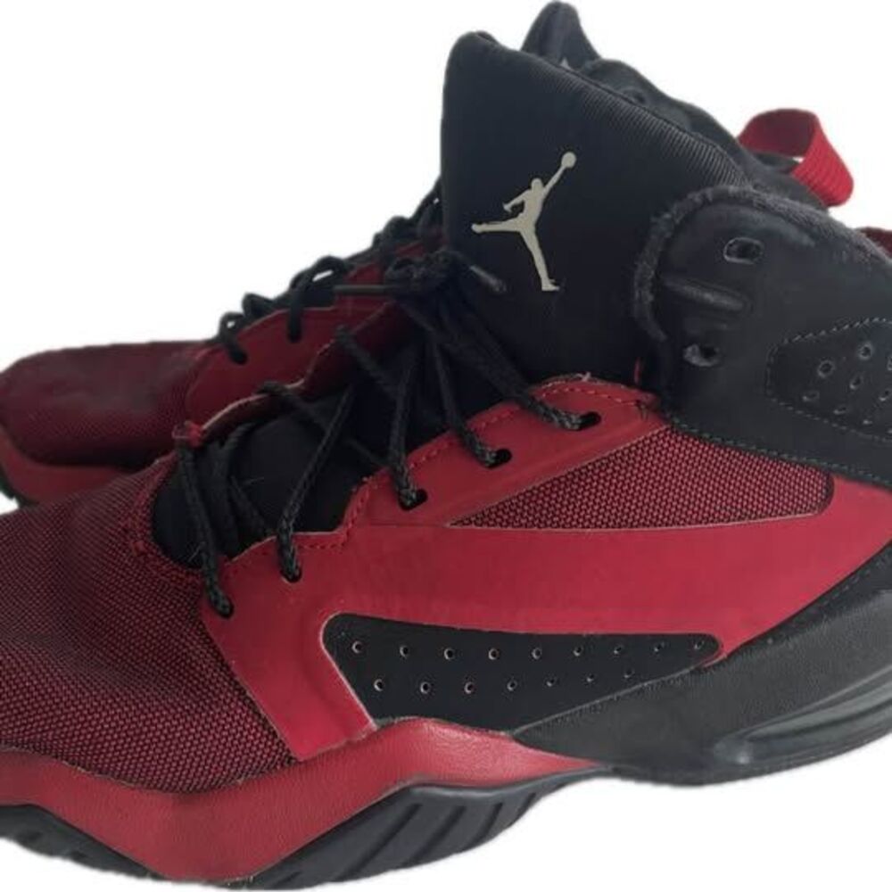 Kids Jordan Lift Off in a Black and Gym Red colorway. Size 5Y